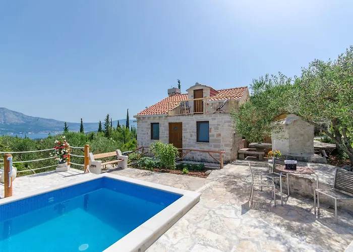 Semesterbostad House Nikica